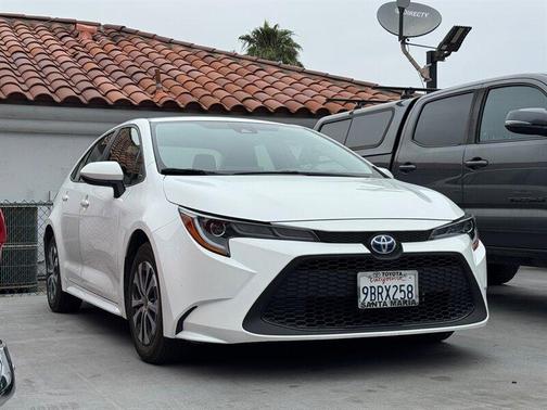 2022 Toyota Corolla Hybrid LE