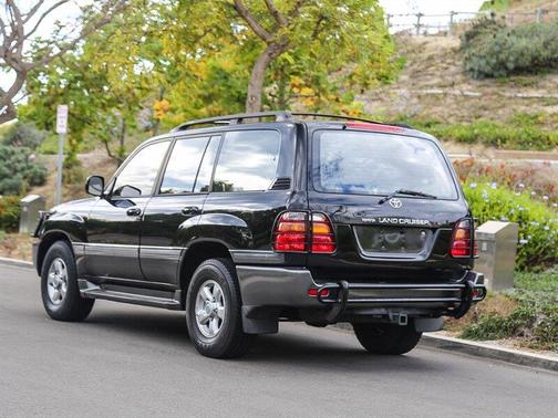 2000 Toyota Land Cruiser 