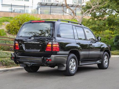 2000 Toyota Land Cruiser 