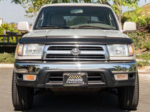 1999 Toyota 4Runner SR5