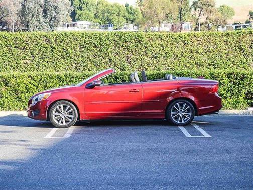 2012 Volvo C70 T5