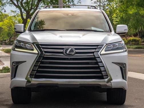 2018 Lexus LX 570 Three-Row