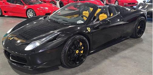 Nero 2013 Ferrari 458 Spider Base