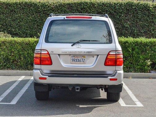 2000 Toyota Land Cruiser Base (A4)