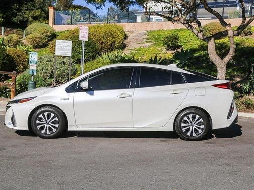 2020 Toyota Prius Prime LE