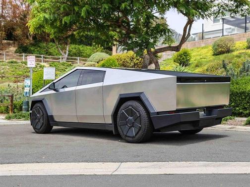 Stainless Steel 2024 Tesla Cybertruck Base