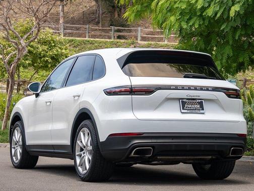 2020 Porsche Cayenne Base