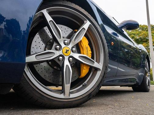 2017 Ferrari California T