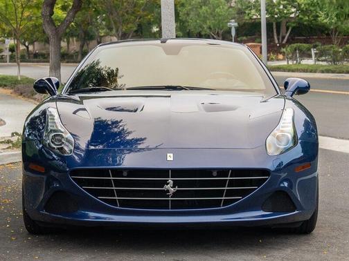 2017 Ferrari California T