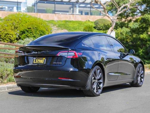 2020 Tesla Model 3 Performance