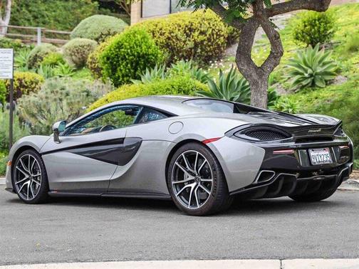 Blade Silver 2016 McLaren 570S Base