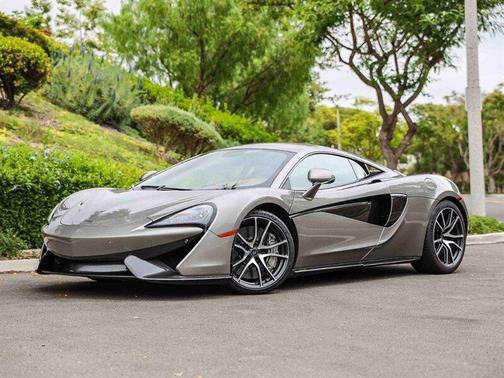 Blade Silver 2016 McLaren 570S Base