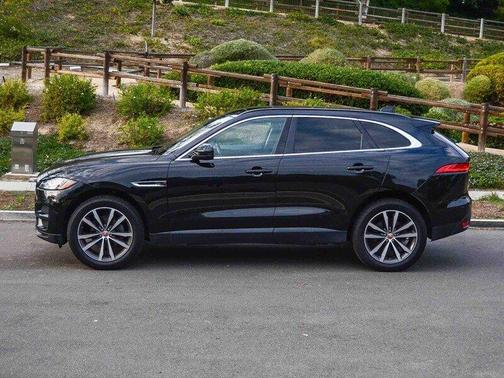 2018 Jaguar F-PACE 25t Prestige