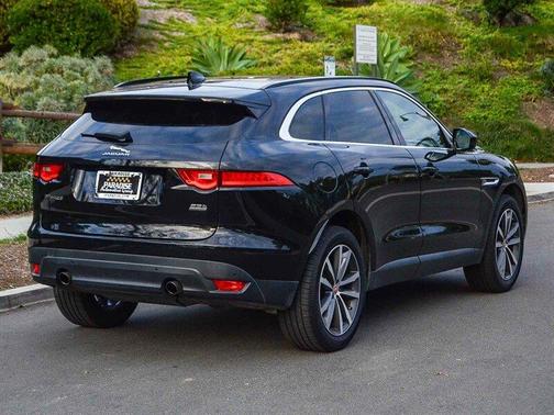 2018 Jaguar F-PACE 25t Prestige