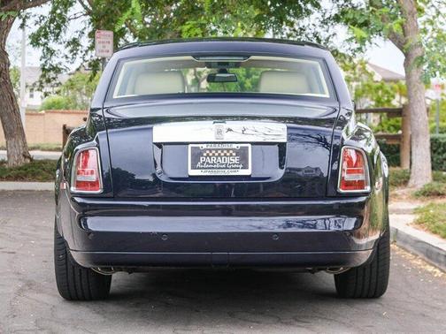 2004 Rolls-Royce Phantom VI Base
