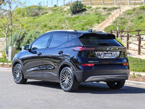 2023 Chevrolet Bolt EUV LT