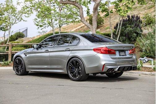 Singapore Gray Metallic 2019 BMW M5