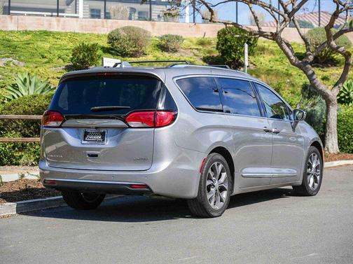 2017 Chrysler Pacifica Limited