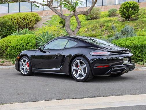 Black 2020 Porsche 718 Cayman T
