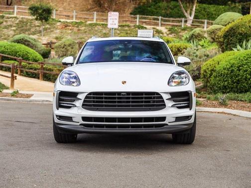 White 2021 Porsche Macan S
