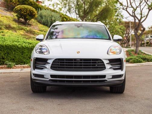 White 2021 Porsche Macan S