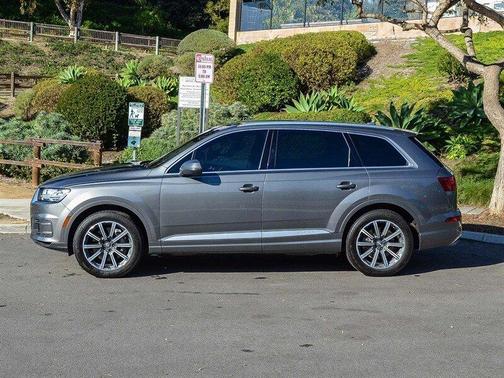 2017 Audi Q7 3.0T Premium Plus