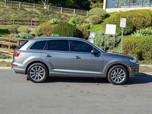 2017 Audi Q7 3.0T Premium Plus