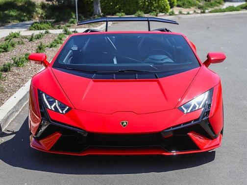 Rosso Mars Metallic 2017 Lamborghini Huracan LP580-2