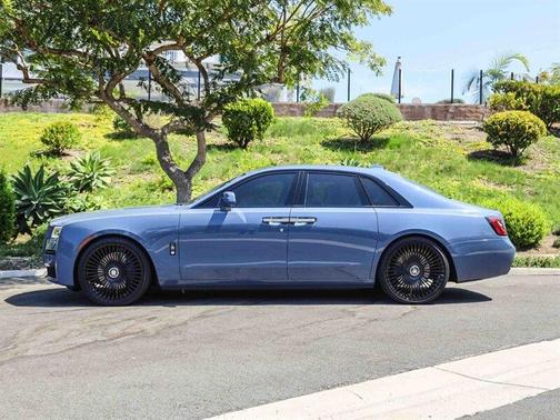 COMMISSIONED COLLECTION MONTEVERDE 2024 Rolls-Royce Ghost Black Badge