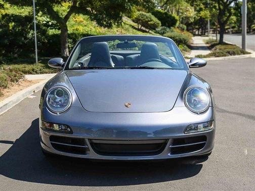 2005 Porsche 911 Carrera Cabriolet