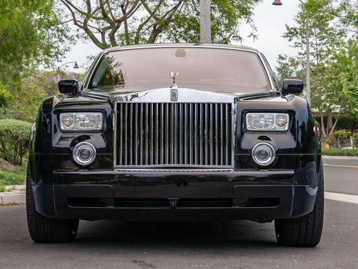 2006 Rolls-Royce Phantom VI Base