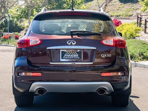 2016 INFINITI QX50 Base