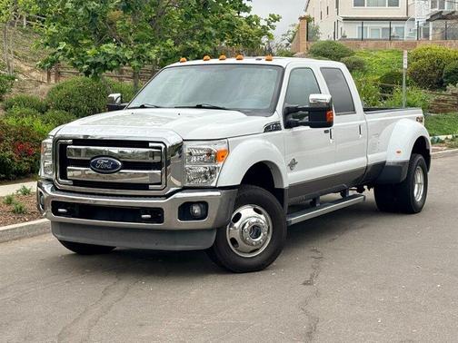 Oxford White / Sterling Grey 2013 Ford F-450 Lariat