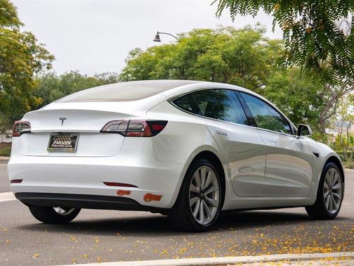 2020 Tesla Model 3 Standard Range