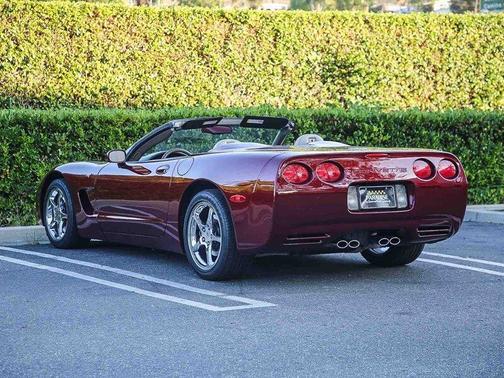 2003 Chevrolet Corvette Base