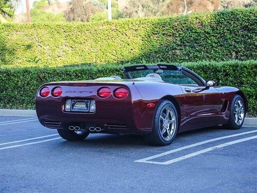 2003 Chevrolet Corvette Base