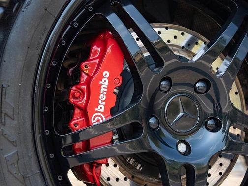 2002 Mercedes-Benz G-Class Base