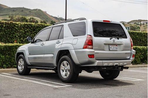 Titanium Metallic 2004 Toyota 4Runner SR5