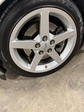 2005 Chevrolet Corvette Base