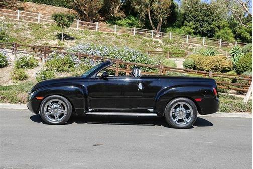 2005 Chevrolet SSR LS