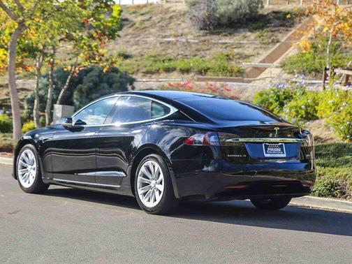 2018 Tesla Model S 75D