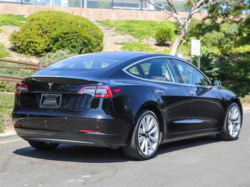 2018 Tesla Model 3 Mid Range