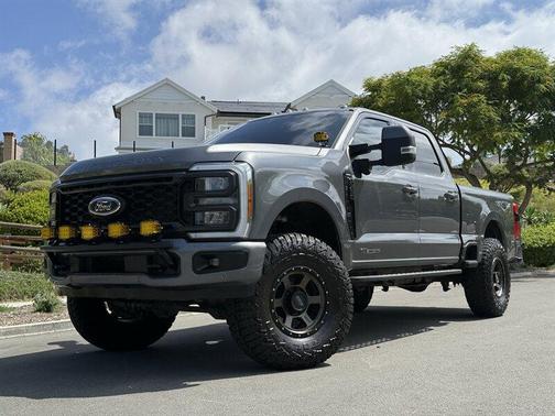 Carbonized Gray 2023 Ford F-350 Lariat Super Duty