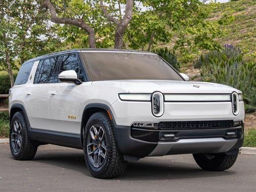 2023 Rivian R1S Adventure Quad Motor Large Pack