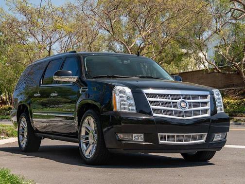 2014 Cadillac Escalade ESV Platinum Edition