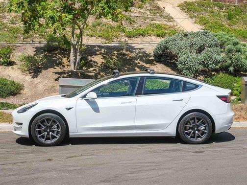 2017 Tesla Model 3 Long Range