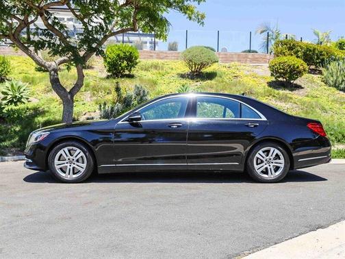 Black 2019 Mercedes-Benz S-Class S 560
