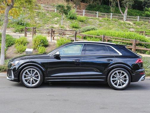 2022 Audi RS Q8 4.0T quattro