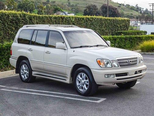2003 Lexus LX 470 
