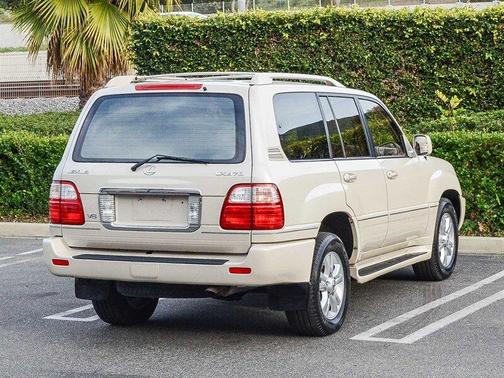 2003 Lexus LX 470 